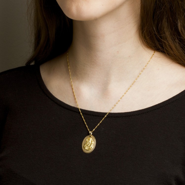 Zawieszka ze złota medalik