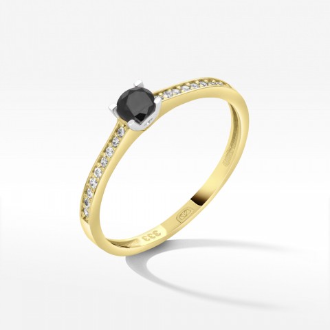 Pierścionek ze złota z czarną cyrkonią