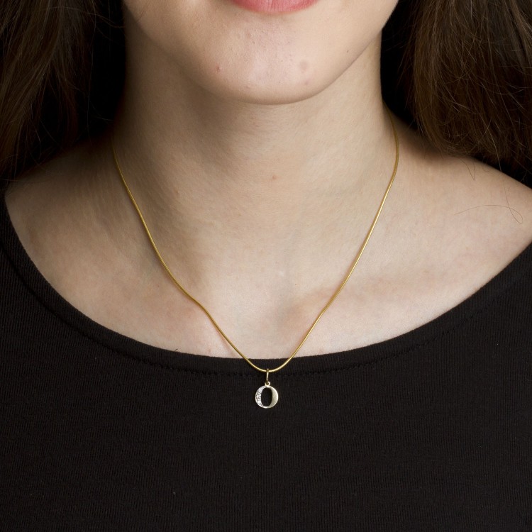 Zawieszka ze złota litera O