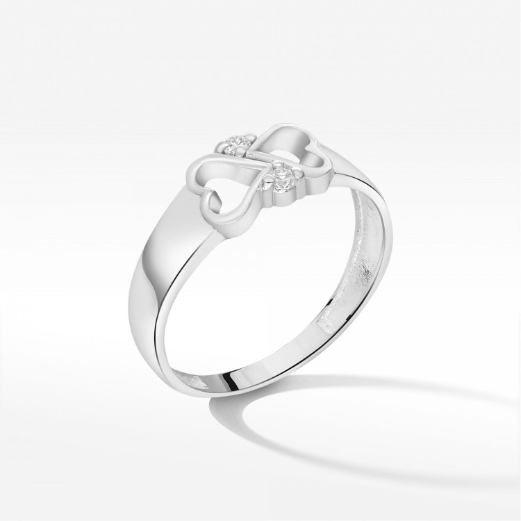 Złoty pierścionek z motywem serca i diamentem