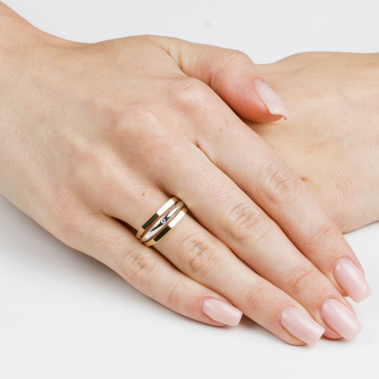 Pierścionek ze złota z cyrkonią