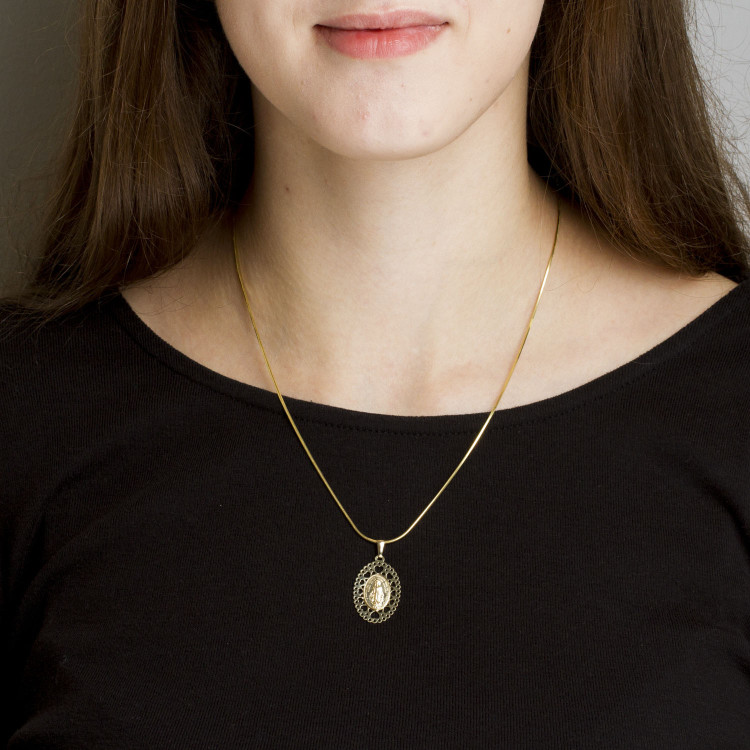 Zawieszka ze złota medalik