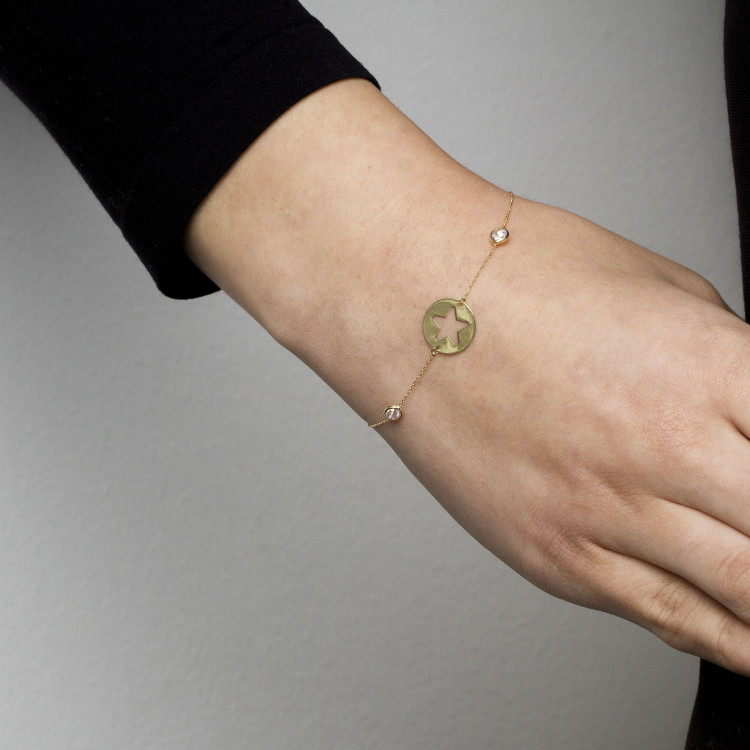 Złota bransoletka gwiazdka