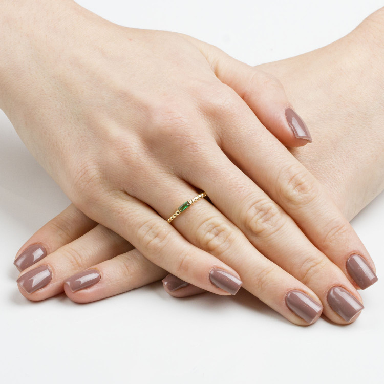 Pierścionek ze złota z zieloną cyrkonią