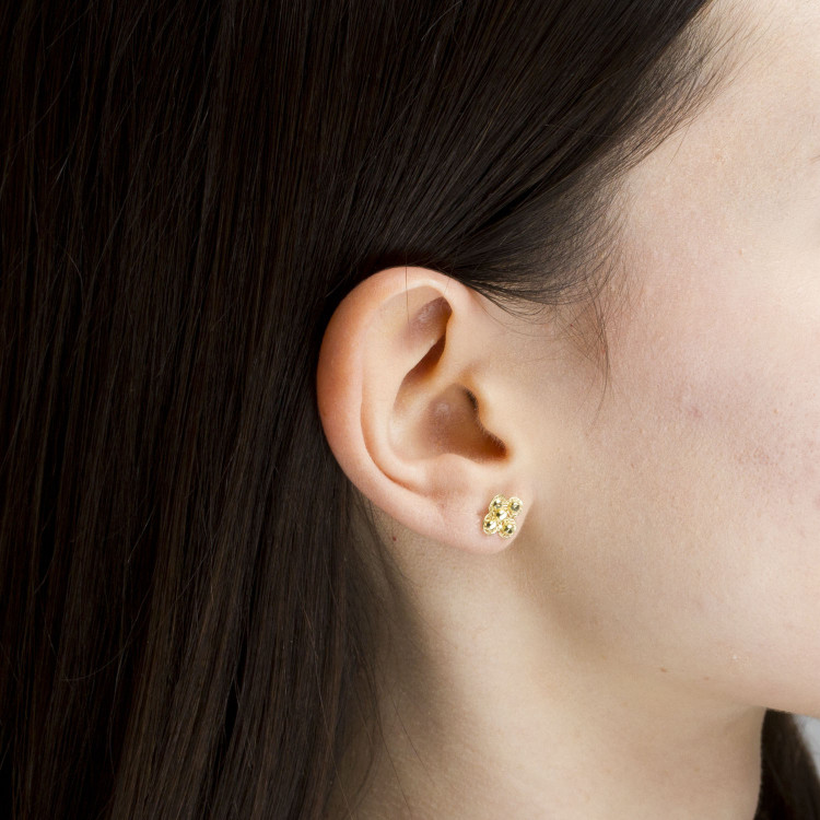 Kolczyki ze złota kwiatki