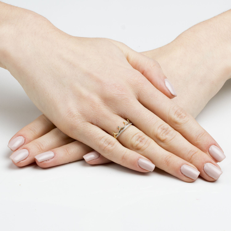 Pierścionek ze złota korona