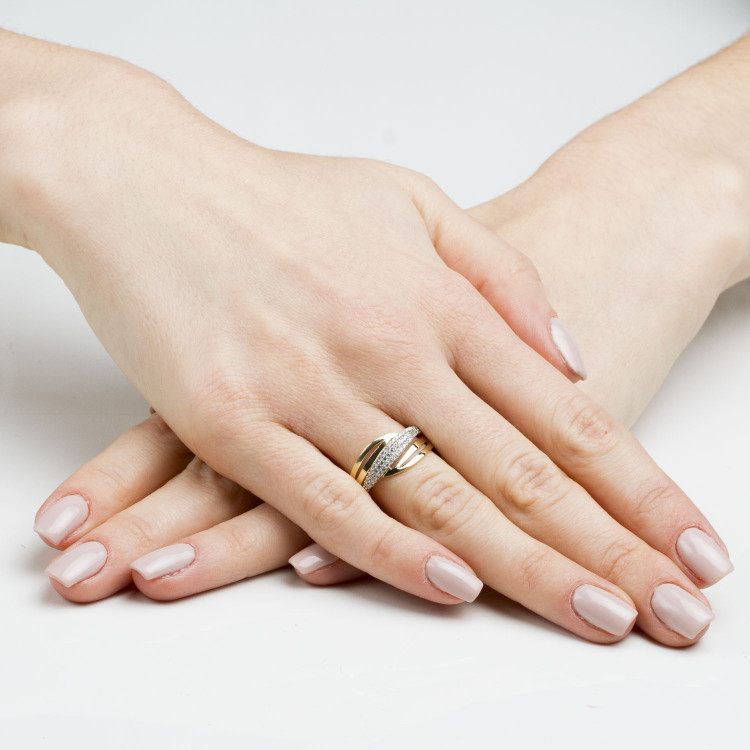 Pierścionek ze złota z cyrkoniami