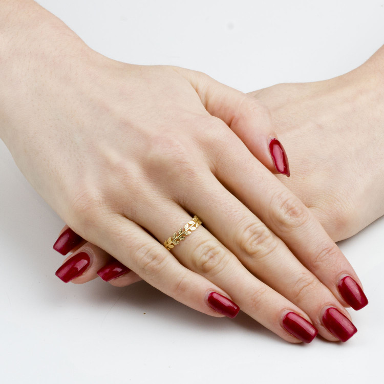 Pierścionek ze złota liście