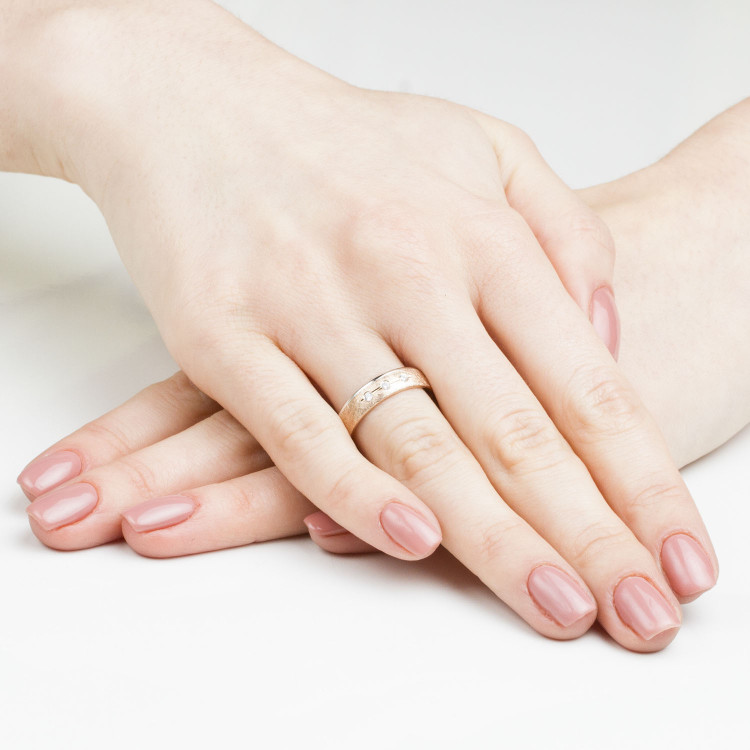 Obrączki ślubne z białego złota 5mm półokrągłe