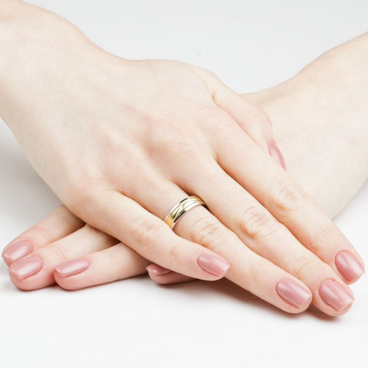 Obrączki ślubne z żółtego złota 5mm fazowane