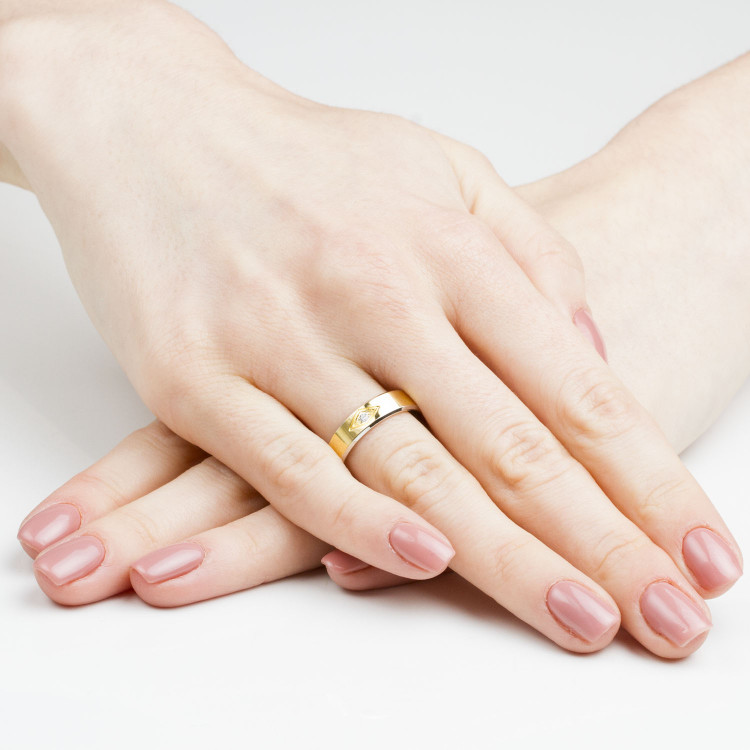 Obrączki ślubne z żółtego złota 5mm fazowane