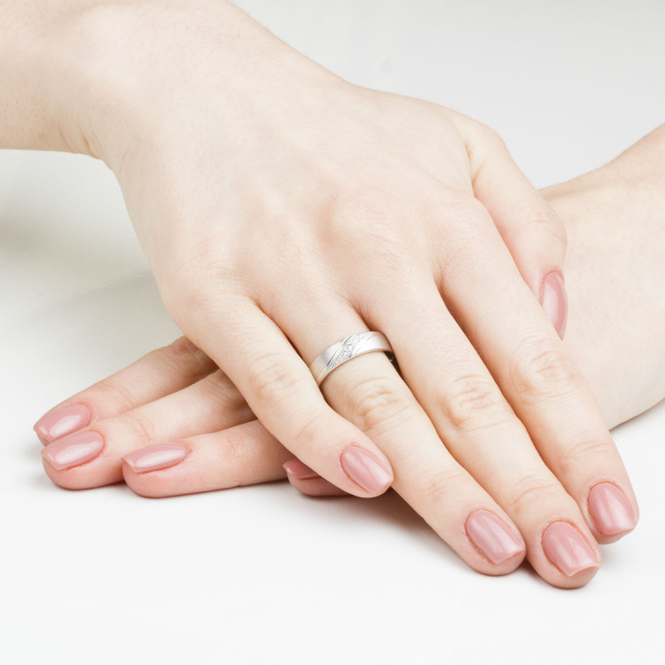 Obrączki ślubne z białego złota 5mm półokrągłe