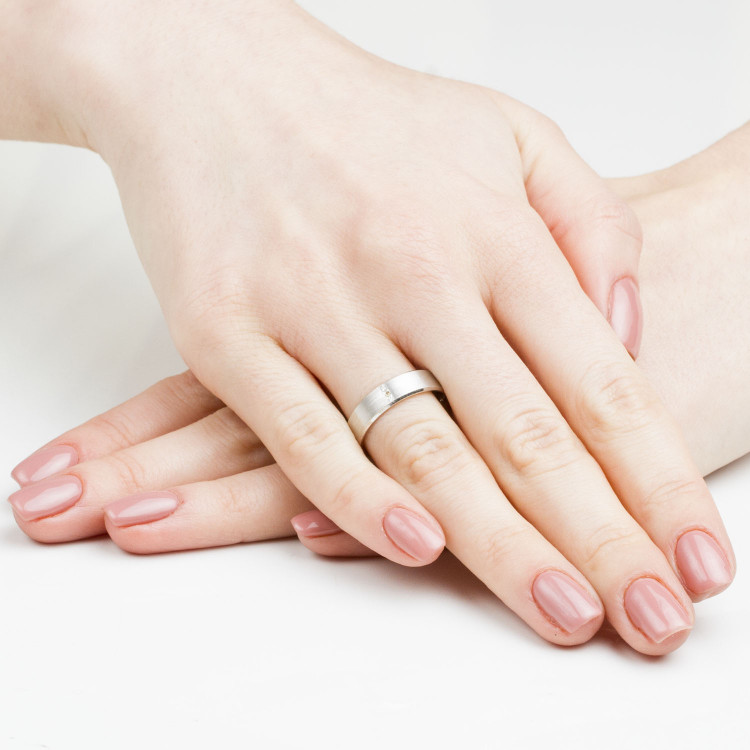 Obrączki ślubne z białego złota 5mm