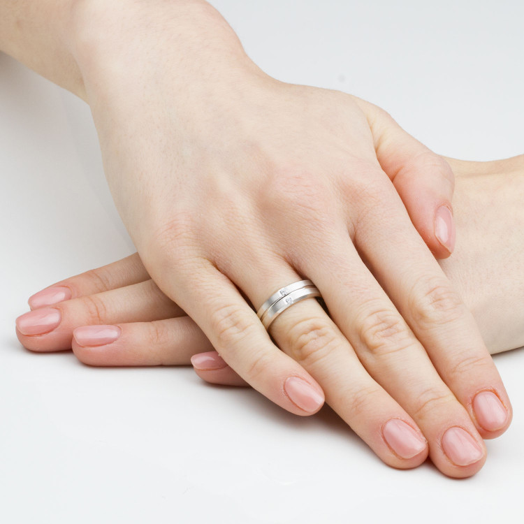 Obrączki ślubne z różowego złota 6mm fazowane