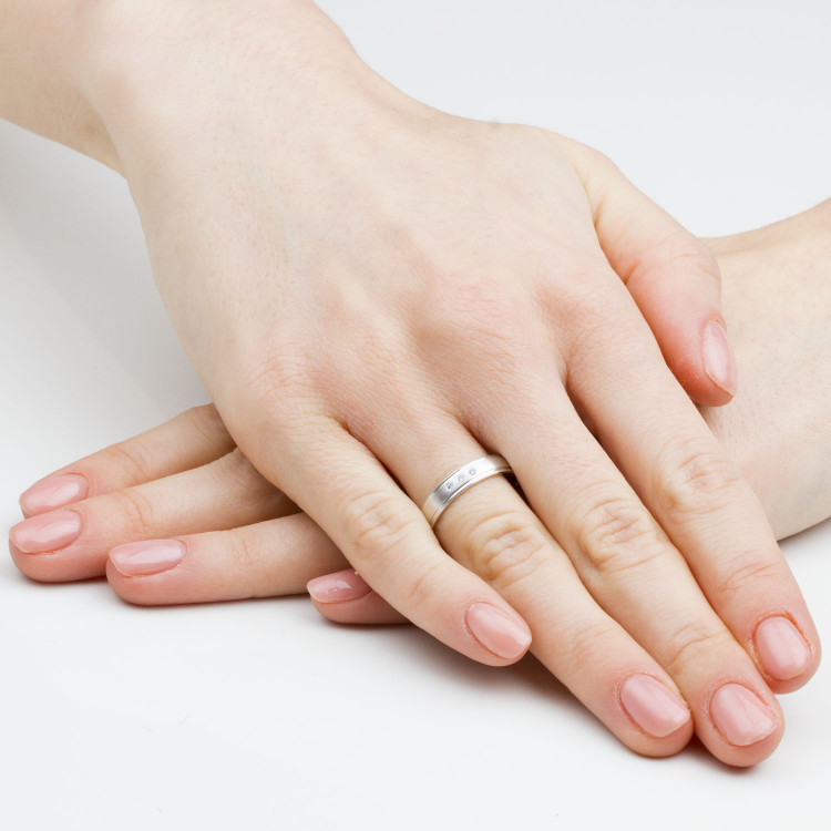 Obrączki ślubne z białego złota 4mm