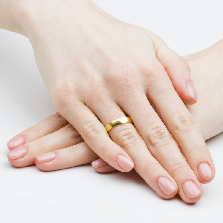 Klasyczne obrączki z żółtego złota 4mm półokrągłe