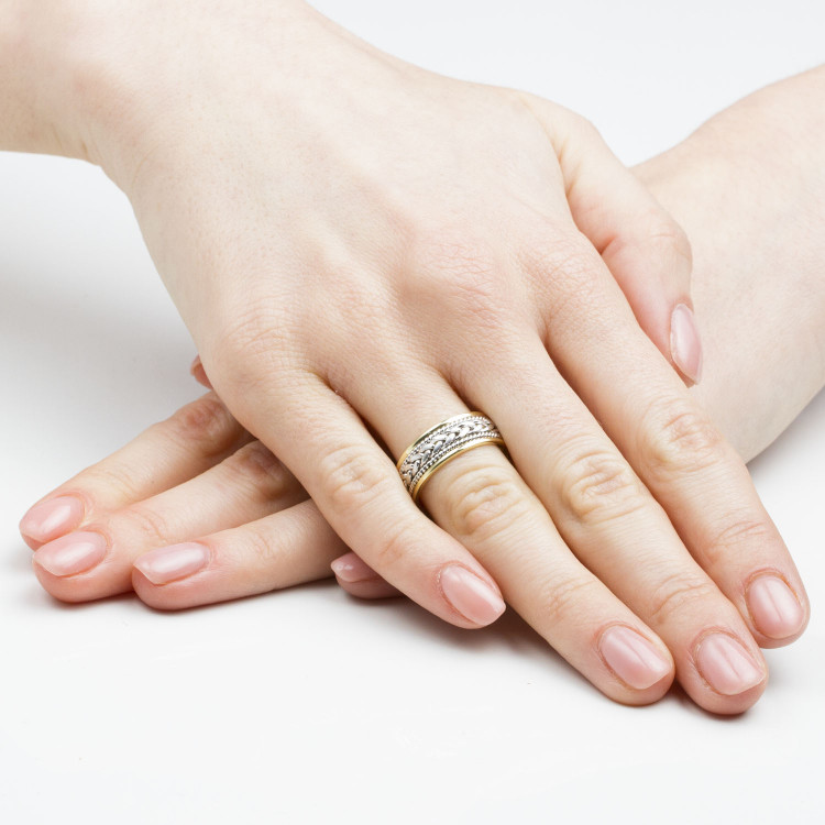 Obrączki ślubne z białego złota 7mm płaskie