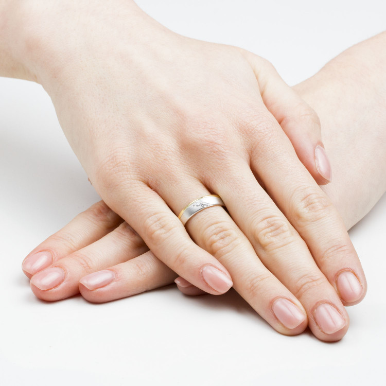 Obrączki ślubne z dwukolorowego złota 5mm półokrągłe