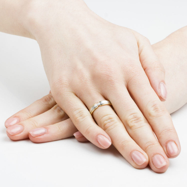 Obrączki ślubne z różowego złota 4mm płaskie