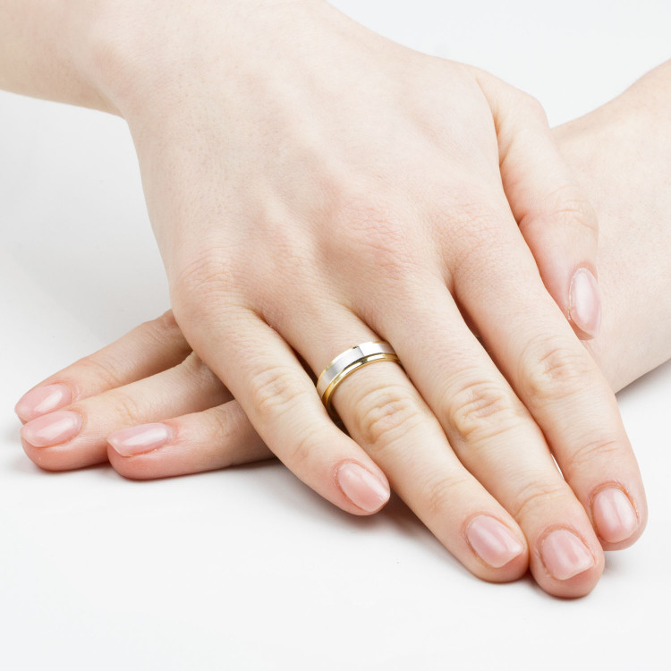 Obrączki ślubne z dwukolorowego złota 5mm z fazą