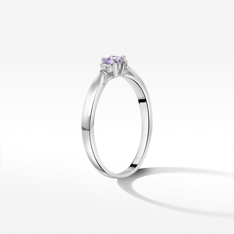 Pierścionek ze złota z tanzanitem