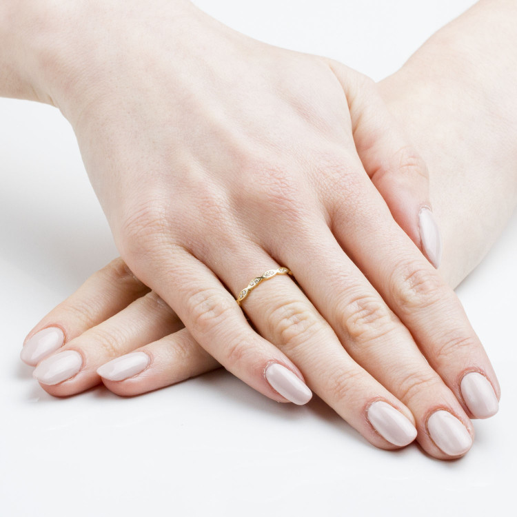 Pierścionek ze złota z cyrkoniami