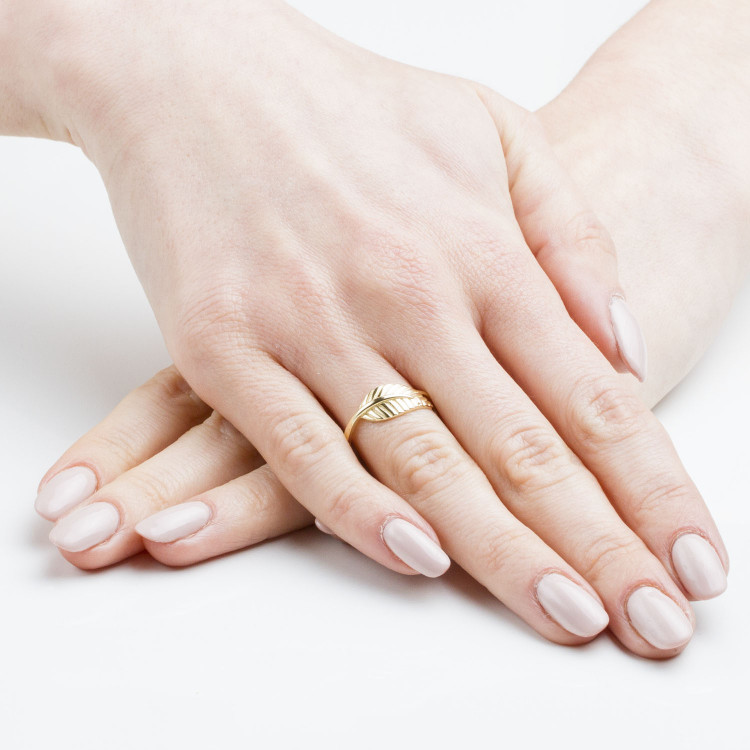 Pierścionek ze złota liść