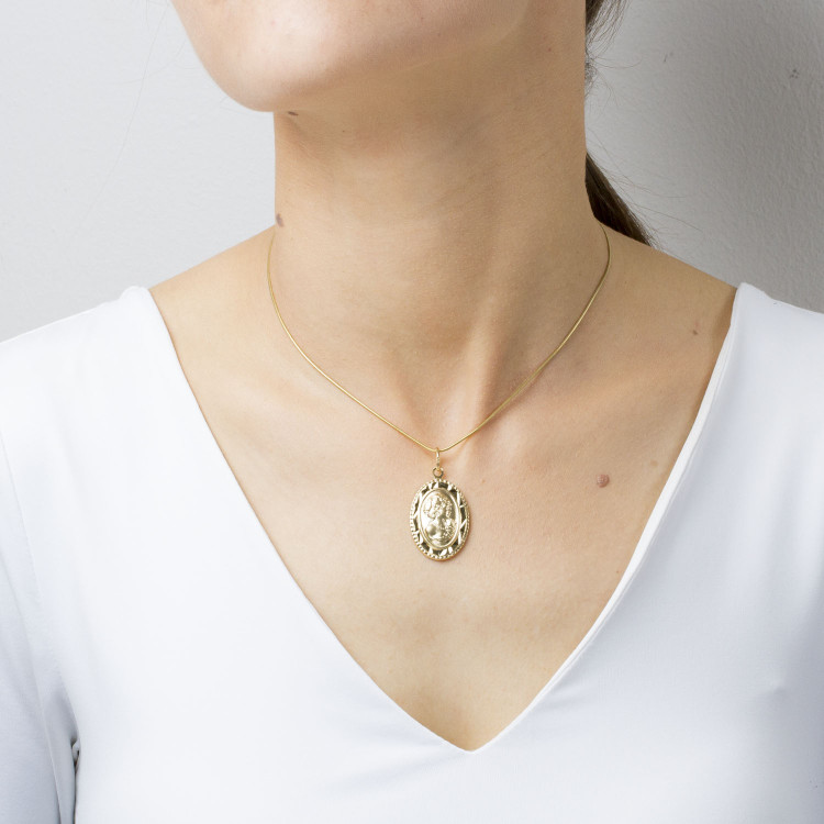 Zawieszka ze złota medalik