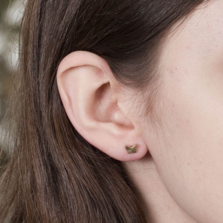 Złote kolczyki motyle