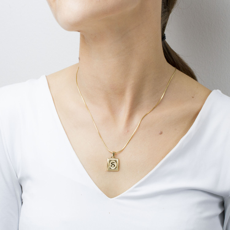 Zawieszka ze złota literka S
