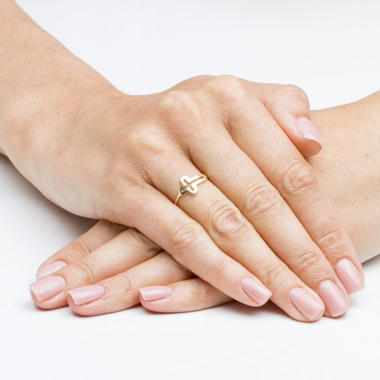 Pierścionek ze złota krzyżyk
