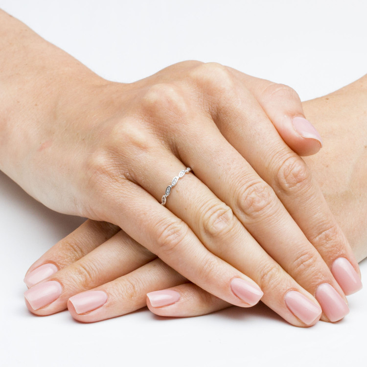 Pierścionek ze złota z cyrkoniami