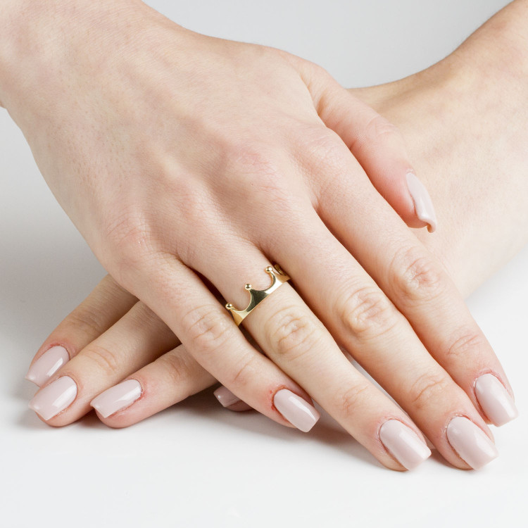 Pierścionek ze złota korona