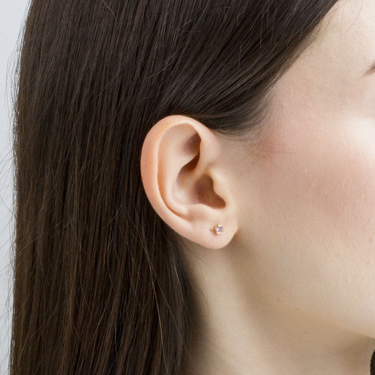 Kolczyki ze złota z różową cyrkonią