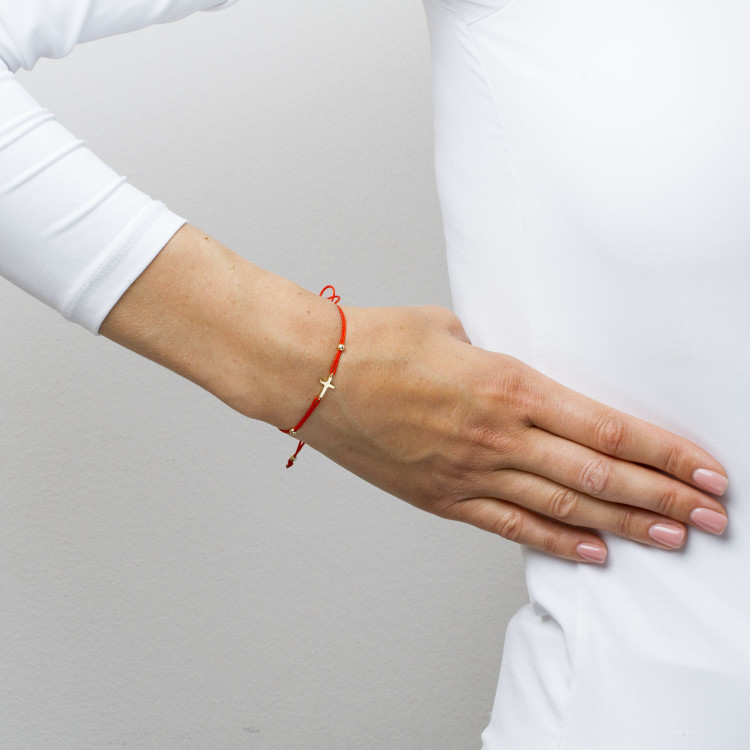 Bransoletka ze złota na sznurku serce