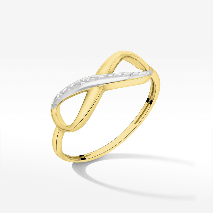 Pierścionek ze złota nieskończoność
