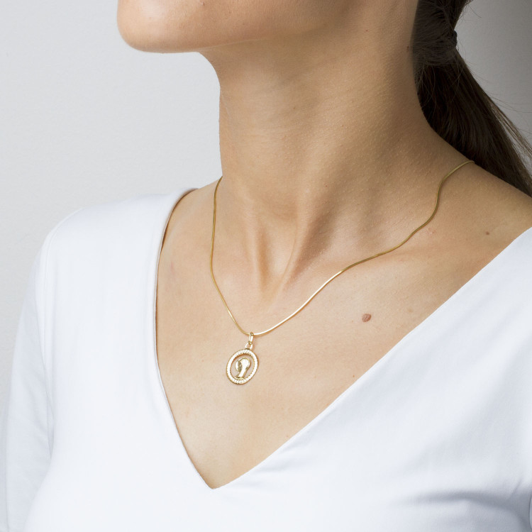 Zawieszka ze złota medalik