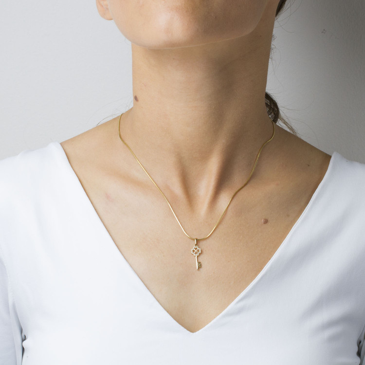 Zawieszka ze złota klucz z cyrkoniami