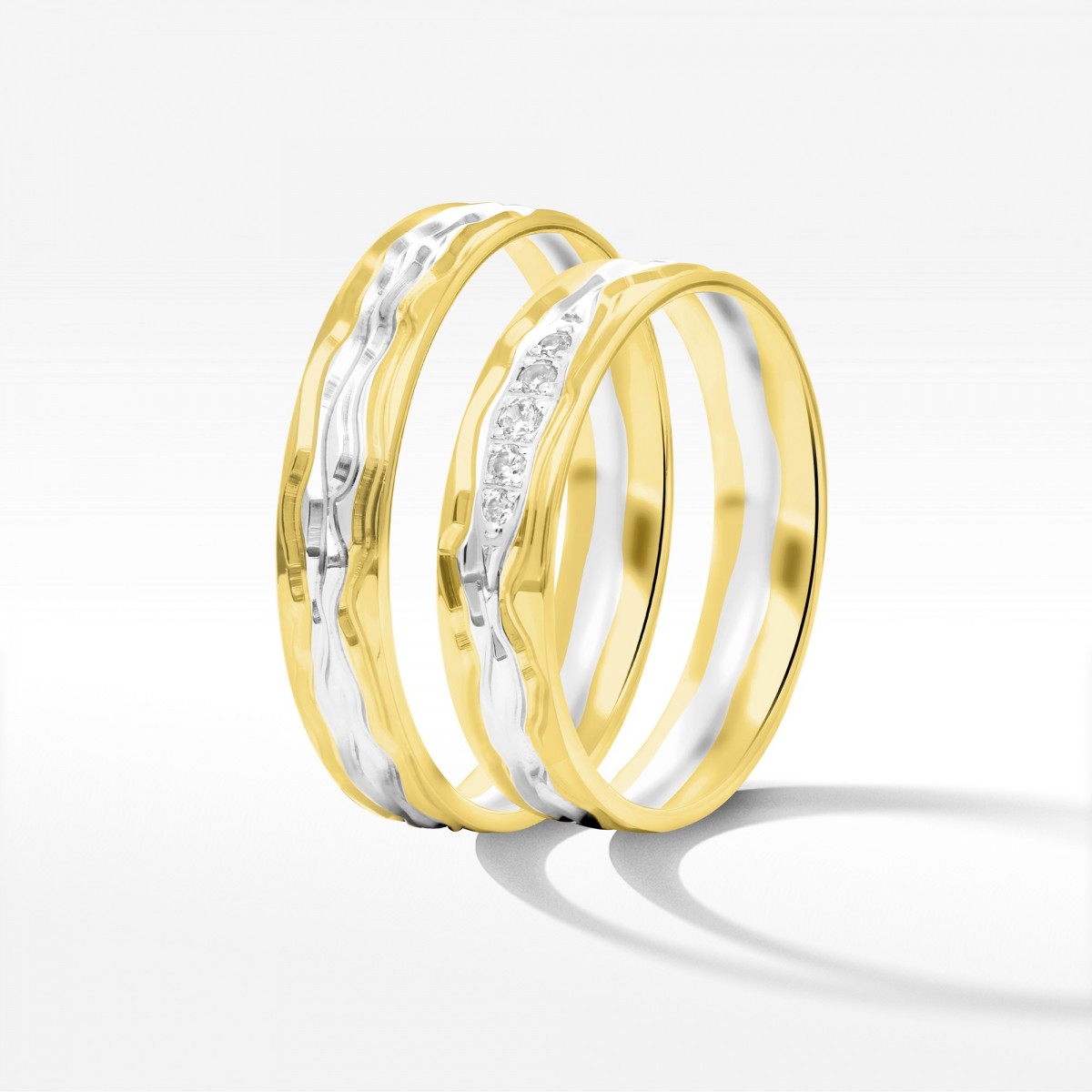 Obrączki ślubne z żółto białego złota 5mm półokrągłe