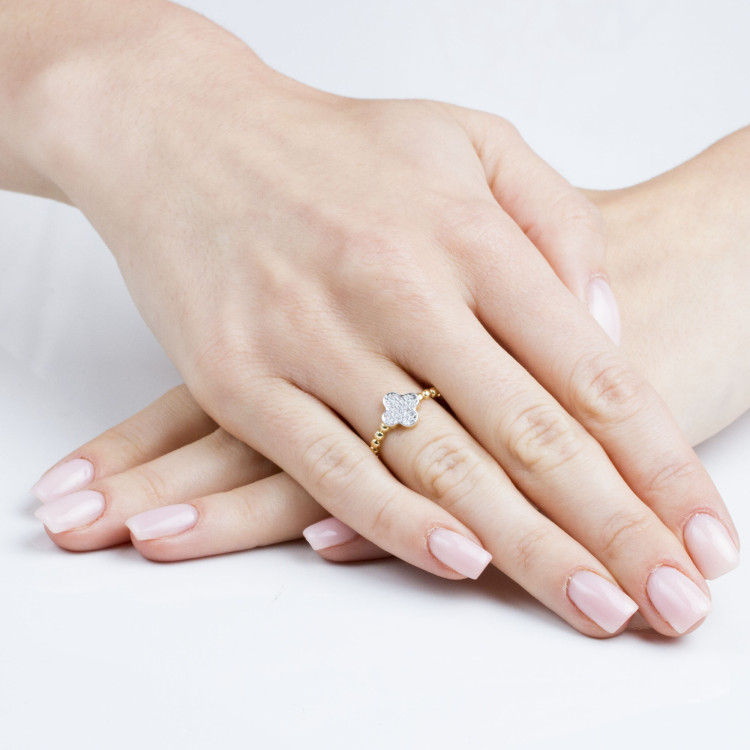 Pierścionek ze złota z cyrkoniami