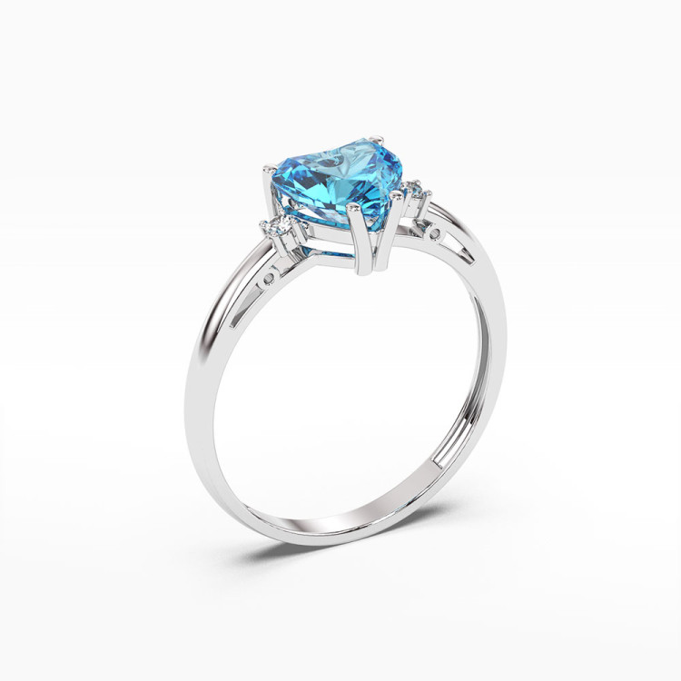 Pierścionek z dużym topazem w kształcie serca