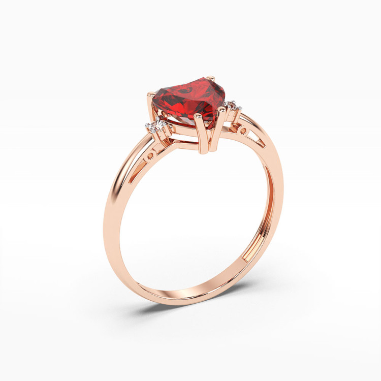 Pierścionek z dużym rubinem w kształcie serca