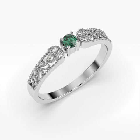 Pierścionek z diamentami i szmaragdem