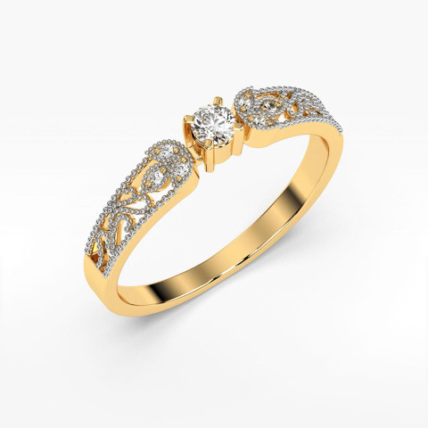 Pierścionek z diamentami