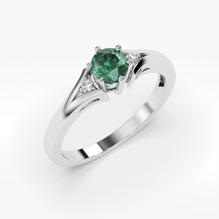 Pierścionek ze złota ze szmaragdem i diamentami