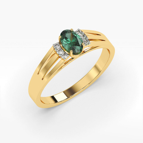 Pierścionek ze złota ze szmaragdem i diamentami
