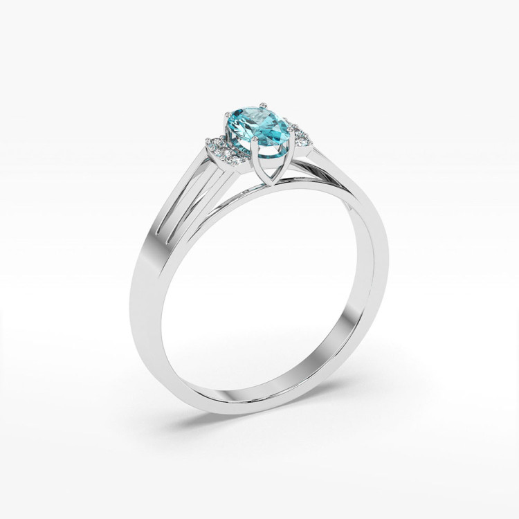 Złoty pierścionek z topazem