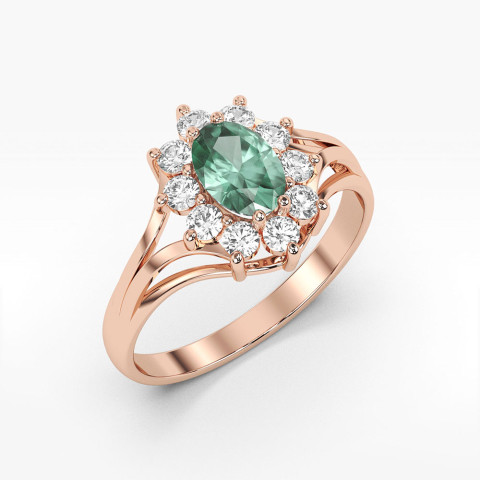 Pierścionek ze złota ze szmaragdem i diamentami