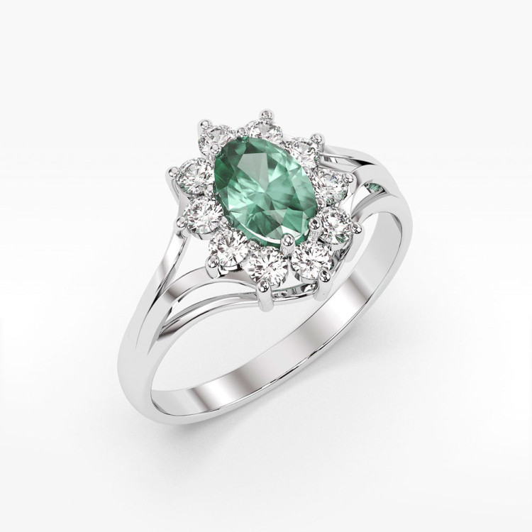 Pierścionek ze złota ze szmaragdem i diamentami