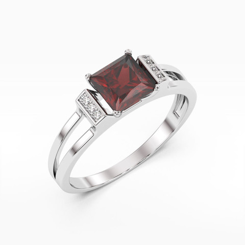 Pierścionek z granatem i diamentami